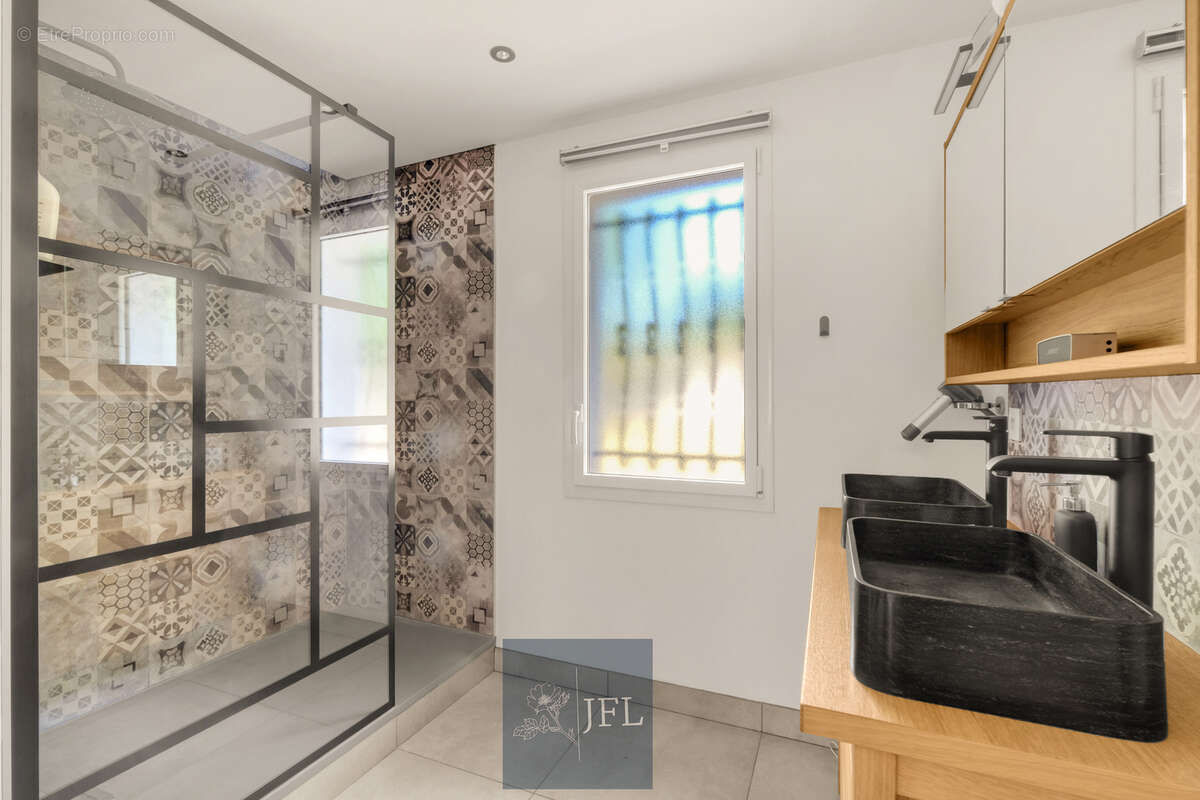 n°1 - Maison à DREMIL-LAFAGE