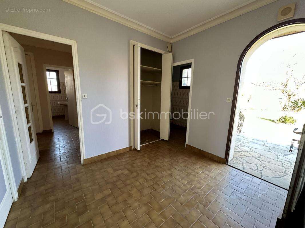 Maison à NEUVILLE-DE-POITOU