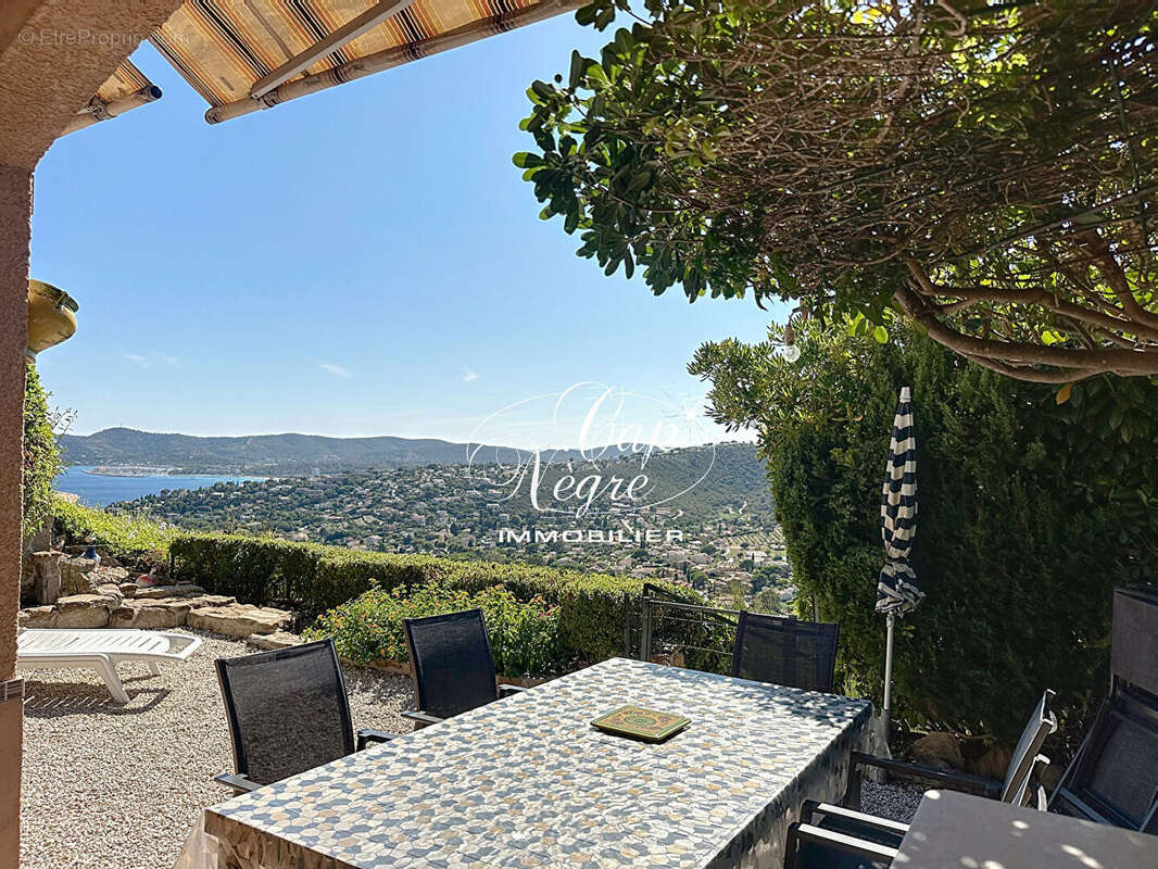 Appartement à LE LAVANDOU