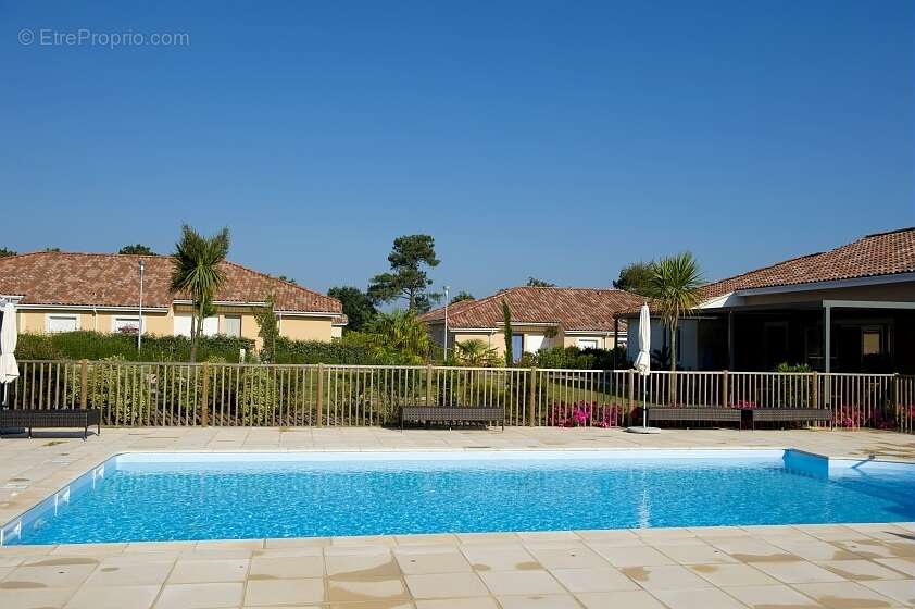 Maison à SAINT-JULIEN-DES-LANDES