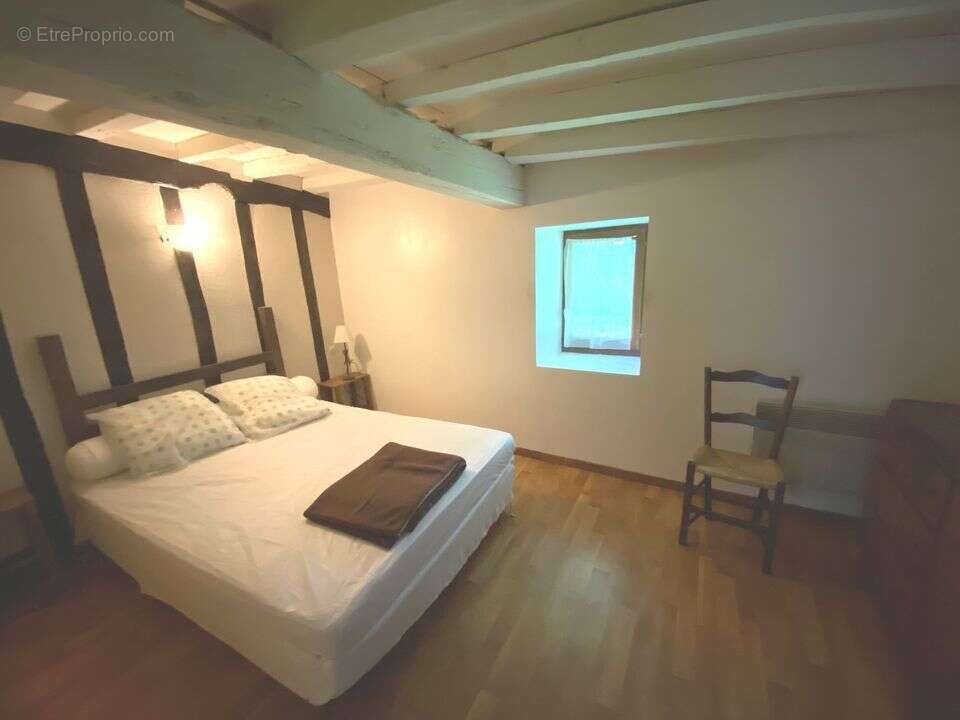 Maison à ESTANG
