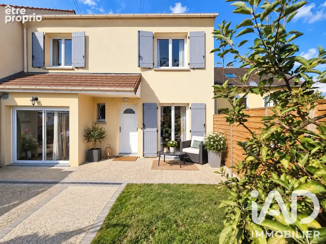 Photo 1 - Maison à SAINT-GERMAIN-LES-ARPAJON