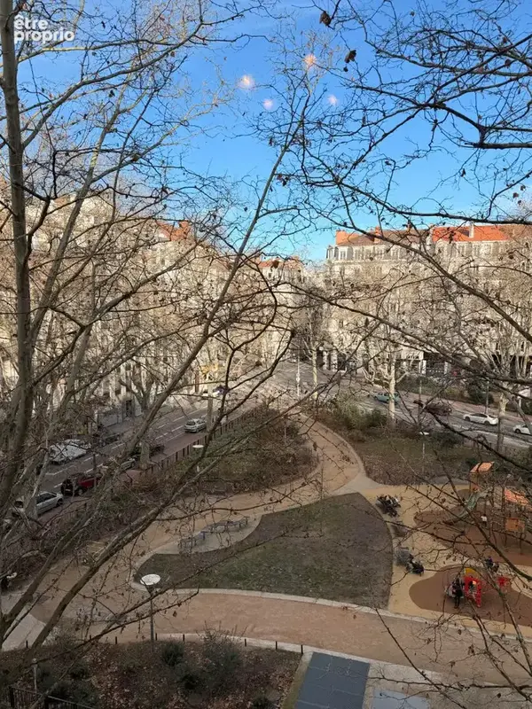 Appartement 3 pièces 70 m2 dernier étage / Parc Aristide Briand LYON 3 - photo 8