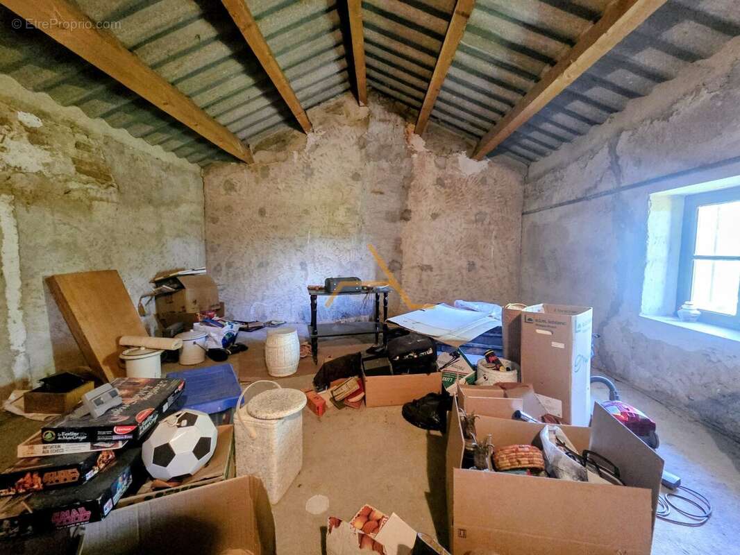 Maison à TULETTE