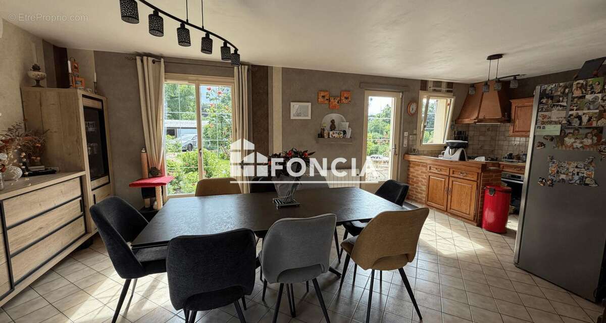Maison à FILLE