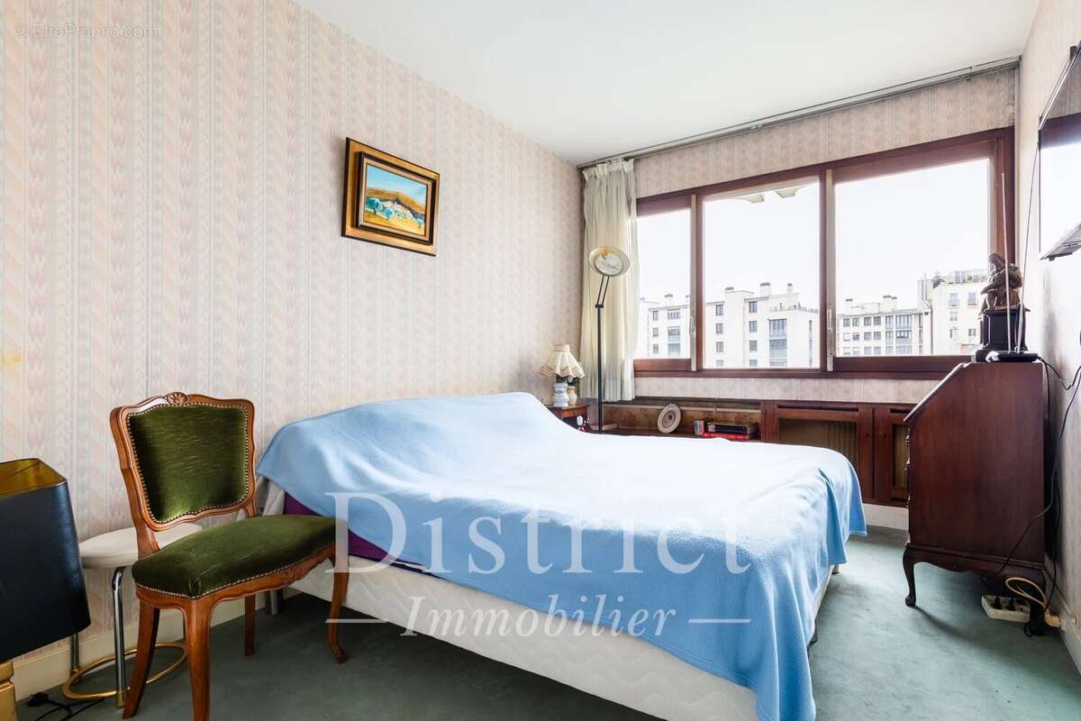 Appartement à PARIS-15E