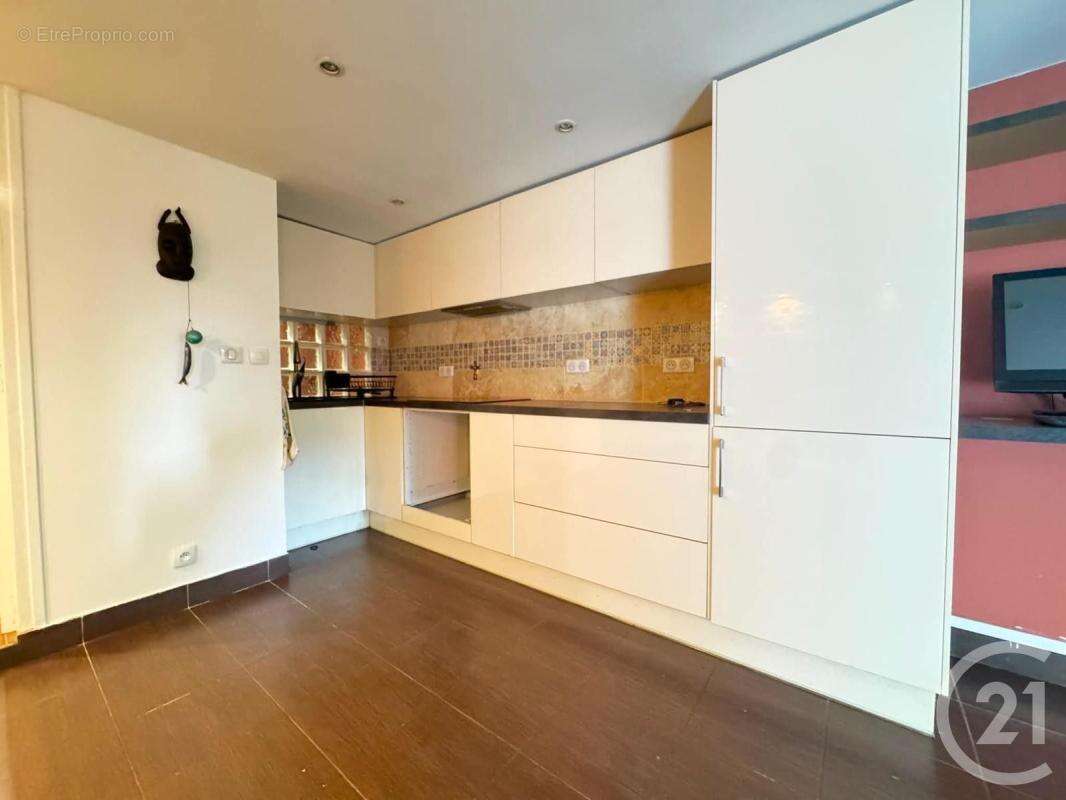 Appartement à FONTENAY-SOUS-BOIS