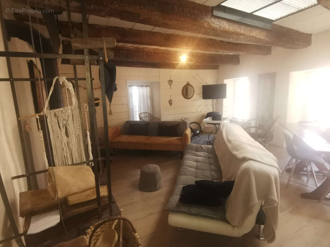 Maison à LA SALVETAT-SUR-AGOUT