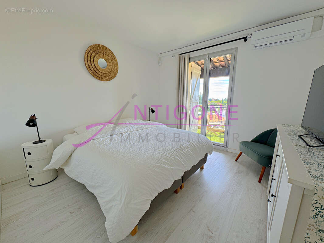 Appartement à SANARY-SUR-MER