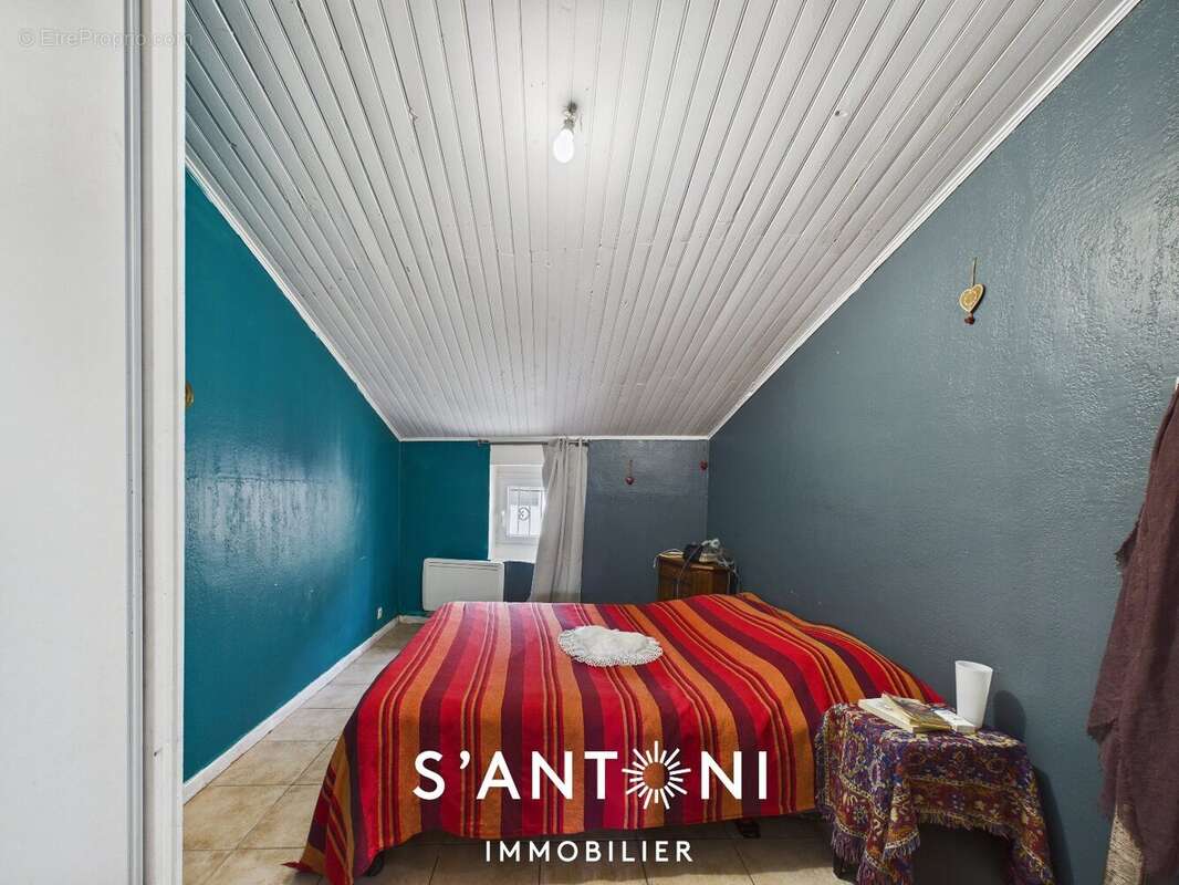 Maison à VILLENEUVE-LES-BEZIERS