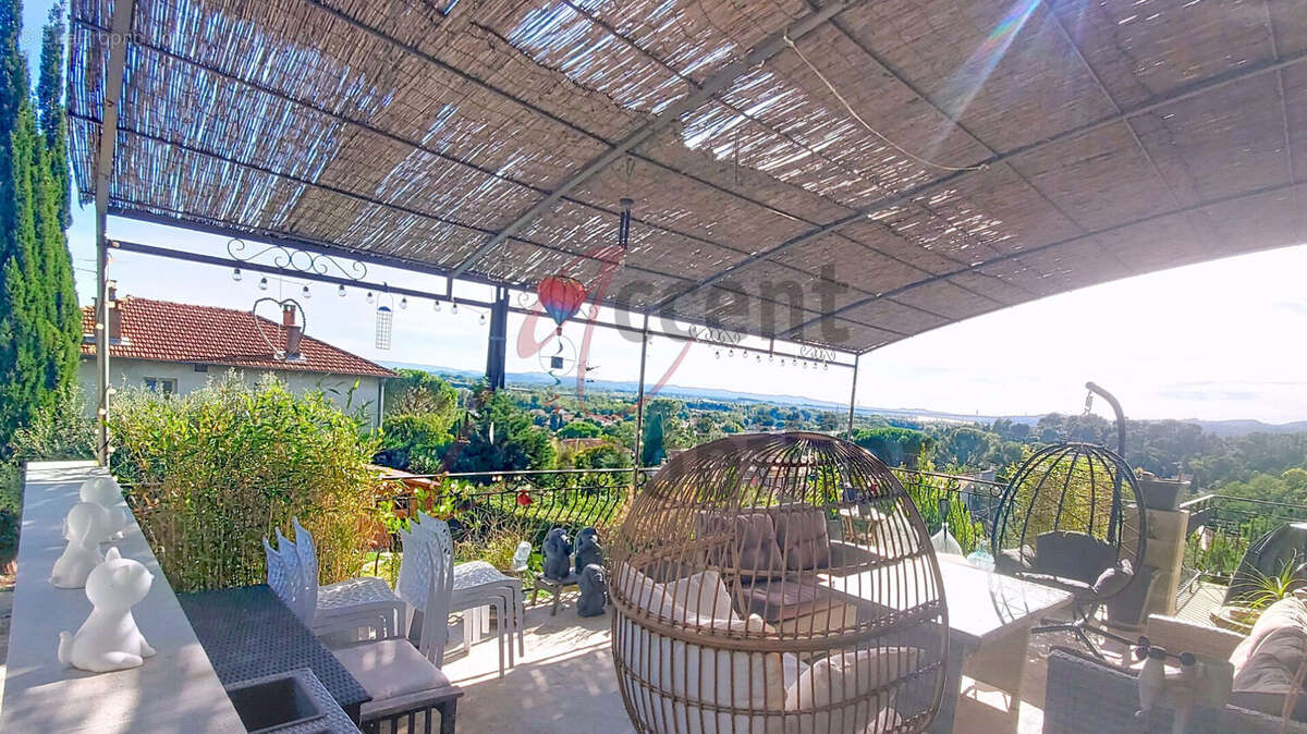 Maison à LES ANGLES