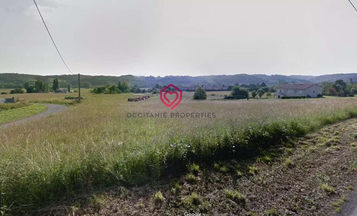 Terrain à ARTIGAT