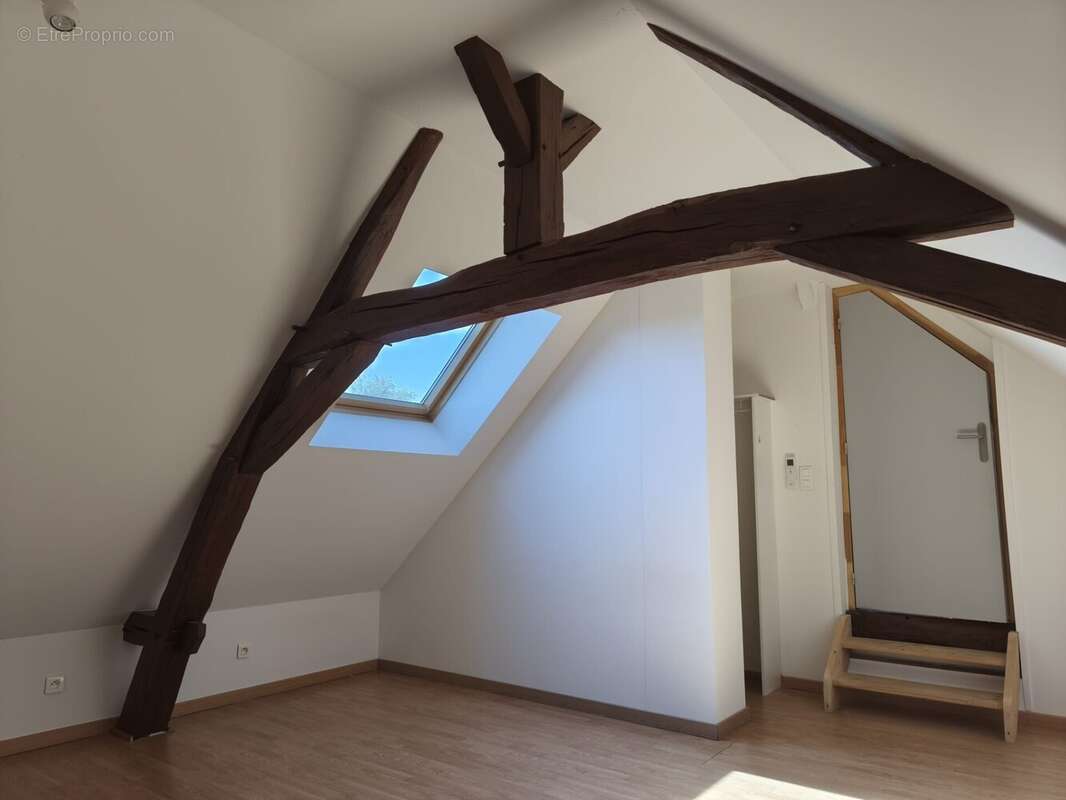 Maison 89 m² à Bantanges  - photo 7