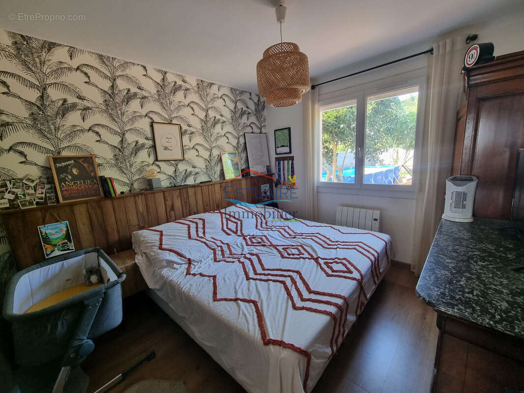 Maison 86 m² à Saint-Etienne-De-Montluc  - photo 8