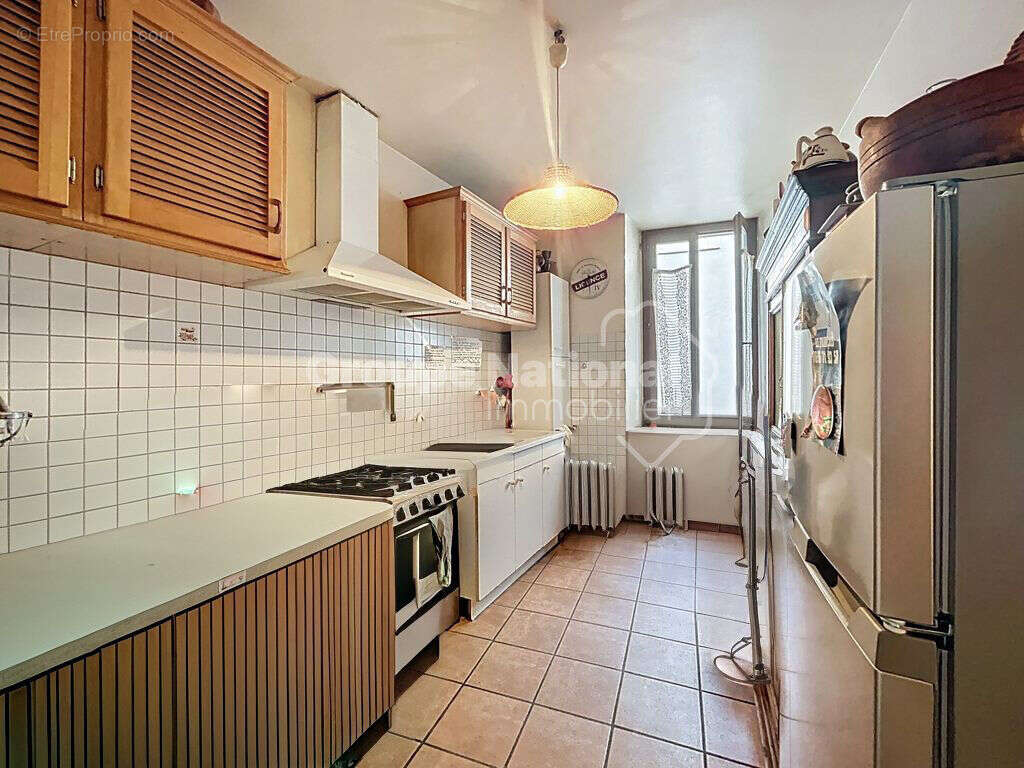 Appartement à L'ISLE-SUR-LA-SORGUE