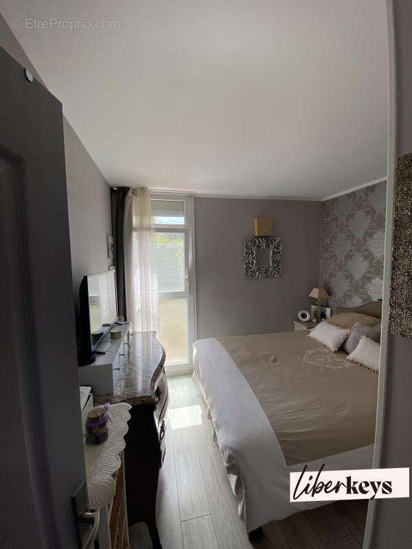 Bel appartement T3 rénové de 75m² avec loggia, Arcachon-Aiguillon - photo 5