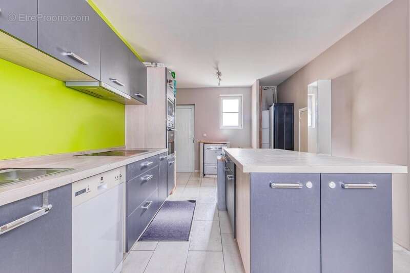 Christophe Michaudelle – EXLUSIVITE - CAPIFRANCE vous propose Nanteuil lès Meaux : Proche des commodités, maison de ville bien e - photo 3