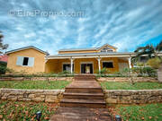 Maison à PETIT-BOURG