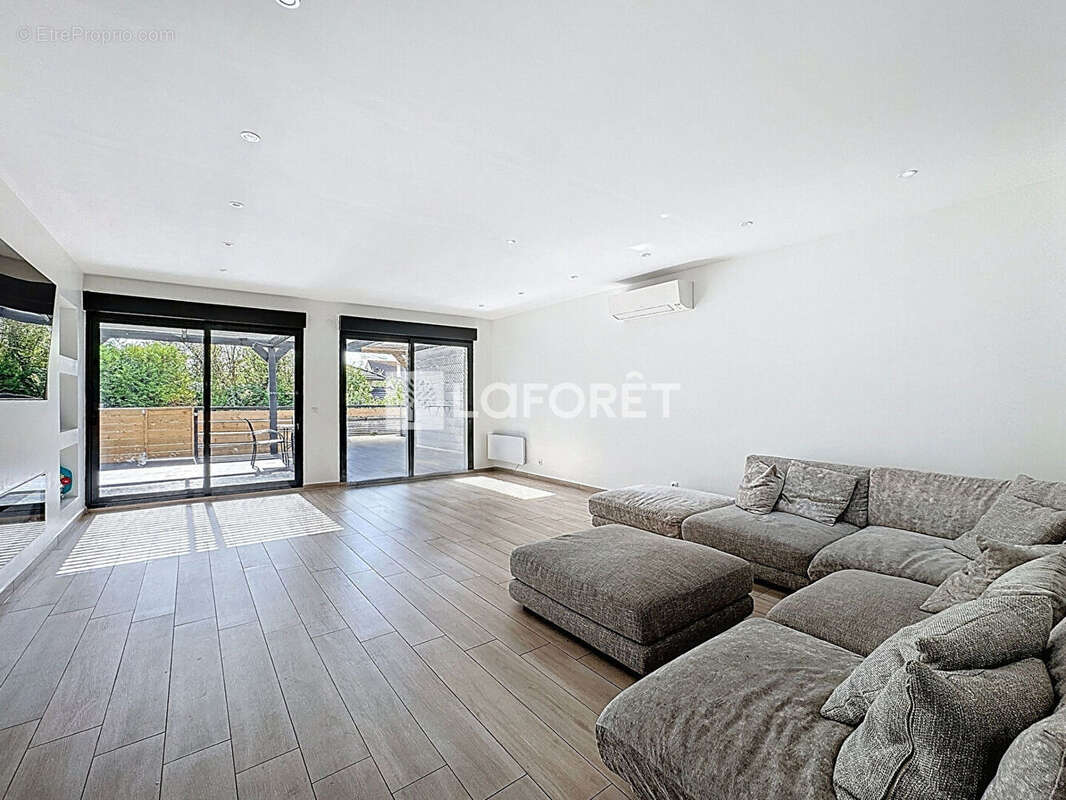 Maison à BONNEUIL-SUR-MARNE