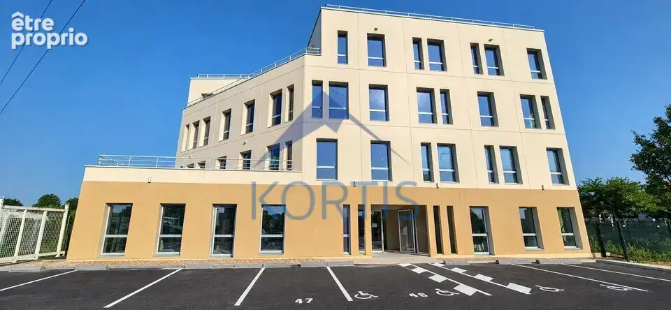 Photo Commerce à Gleize au prix de 571 200€