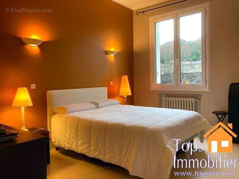 Maison à VILLEFRANCHE-DE-ROUERGUE