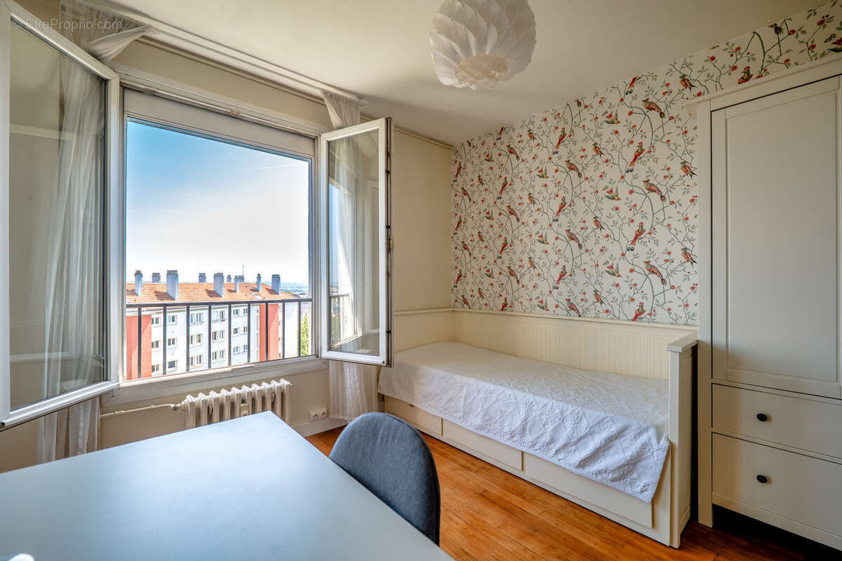 Appartement à NOGENT-SUR-MARNE