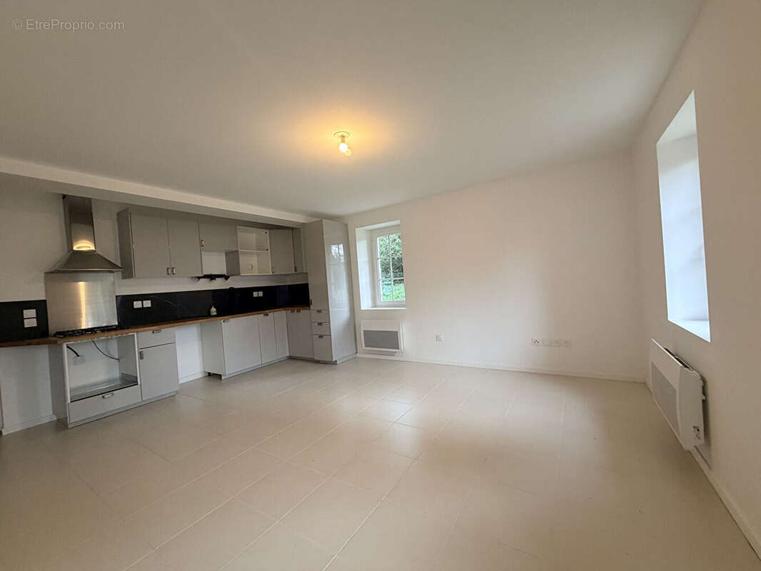 Appartement à FLOURENS