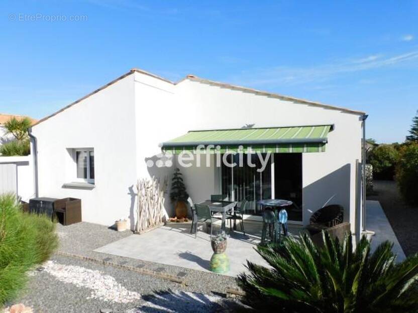 Maison à MESCHERS-SUR-GIRONDE