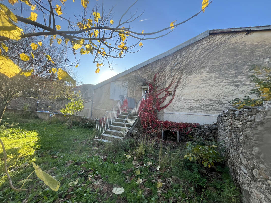 Maison à SAINT-GERVAIS-SUR-MARE