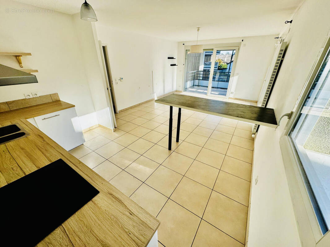 salon (3) - Appartement à SAINT-JULIEN-EN-GENEVOIS