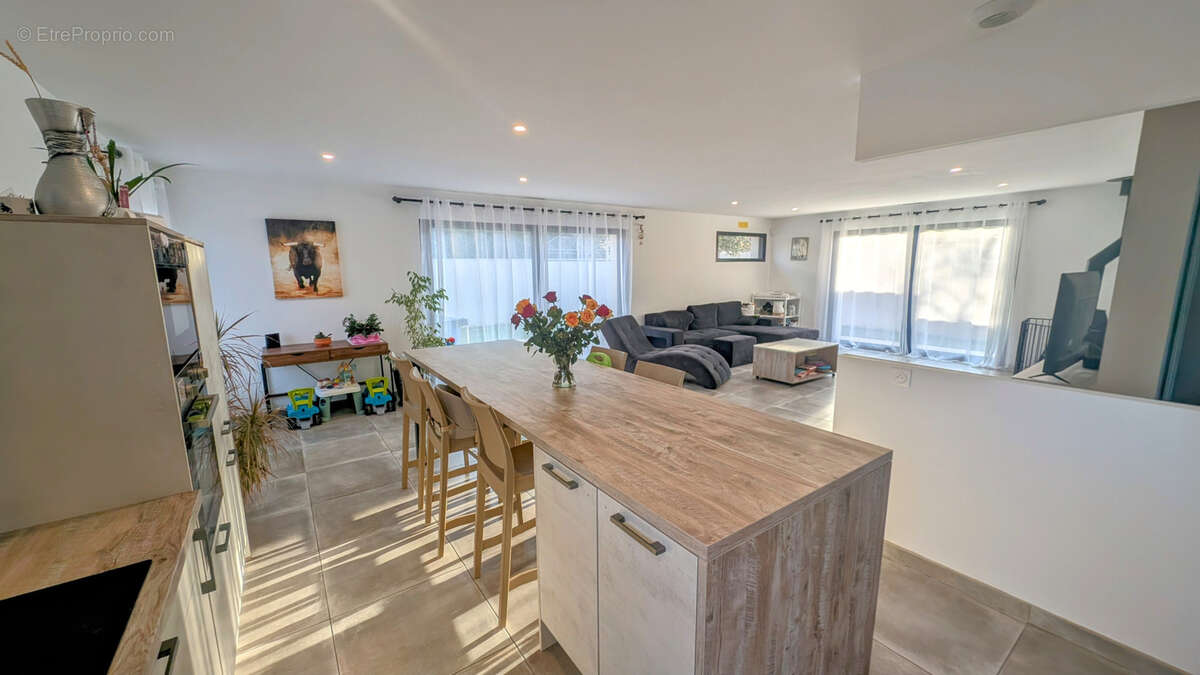 Maison à LAROQUE-DES-ALBERES