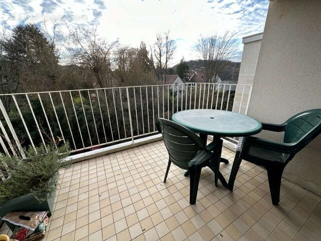 Appartement à BURES-SUR-YVETTE