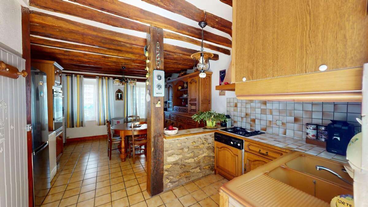 MAISON 5 pièces 235 000 - photo 3