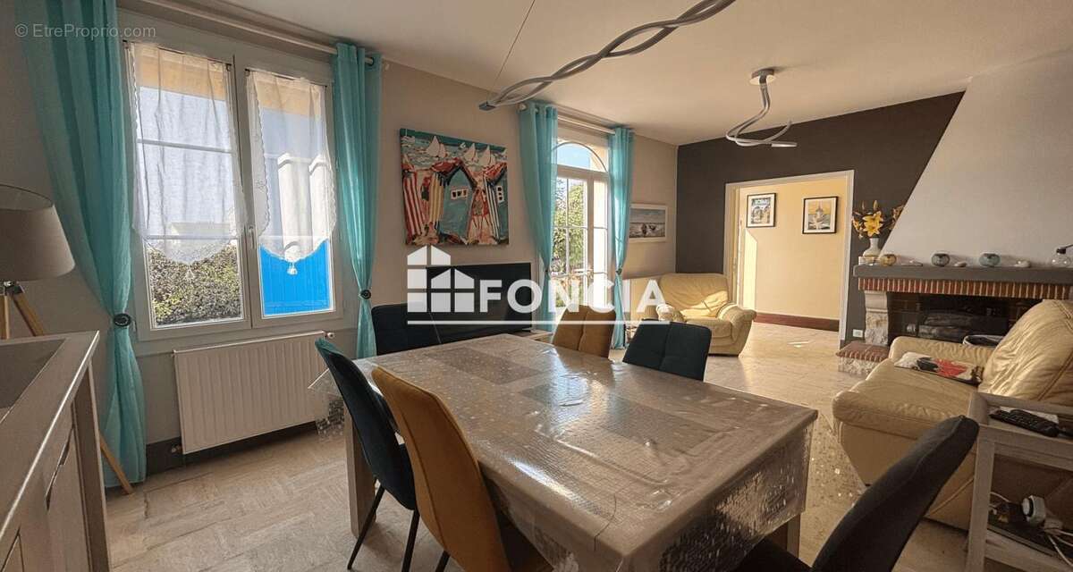 Maison à SAINT-GEORGES-DE-DIDONNE