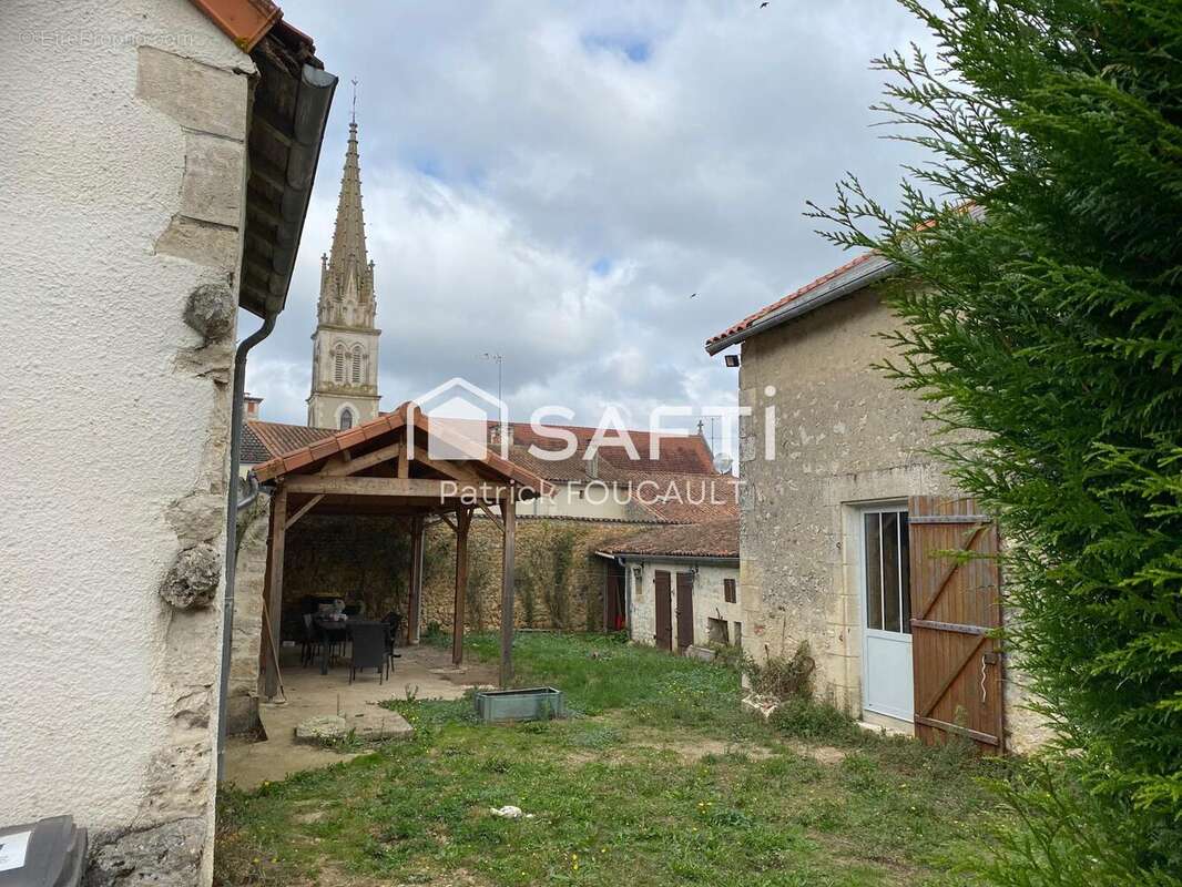 Photo 8 - Maison à LHOMMAIZE