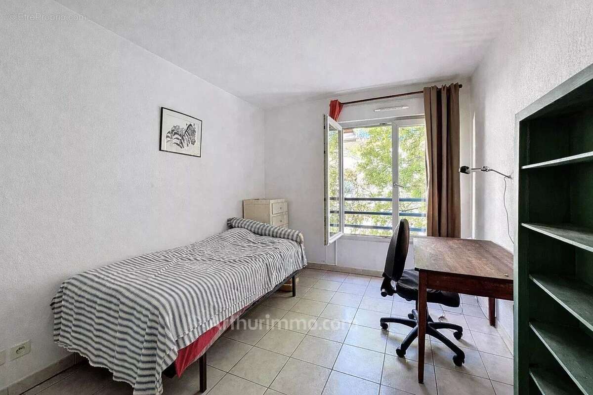 Appartement à MOUANS-SARTOUX
