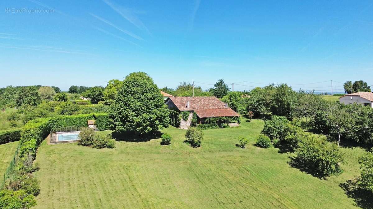 Ferme rurale en pierre offrant une vue imprenable - photo 16