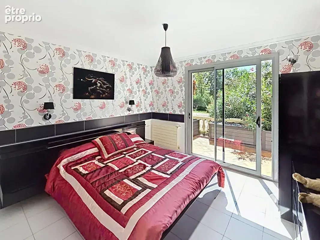 Maison secteur Mortagne sur Sèvre 5 pièces 204 m2 - photo 6