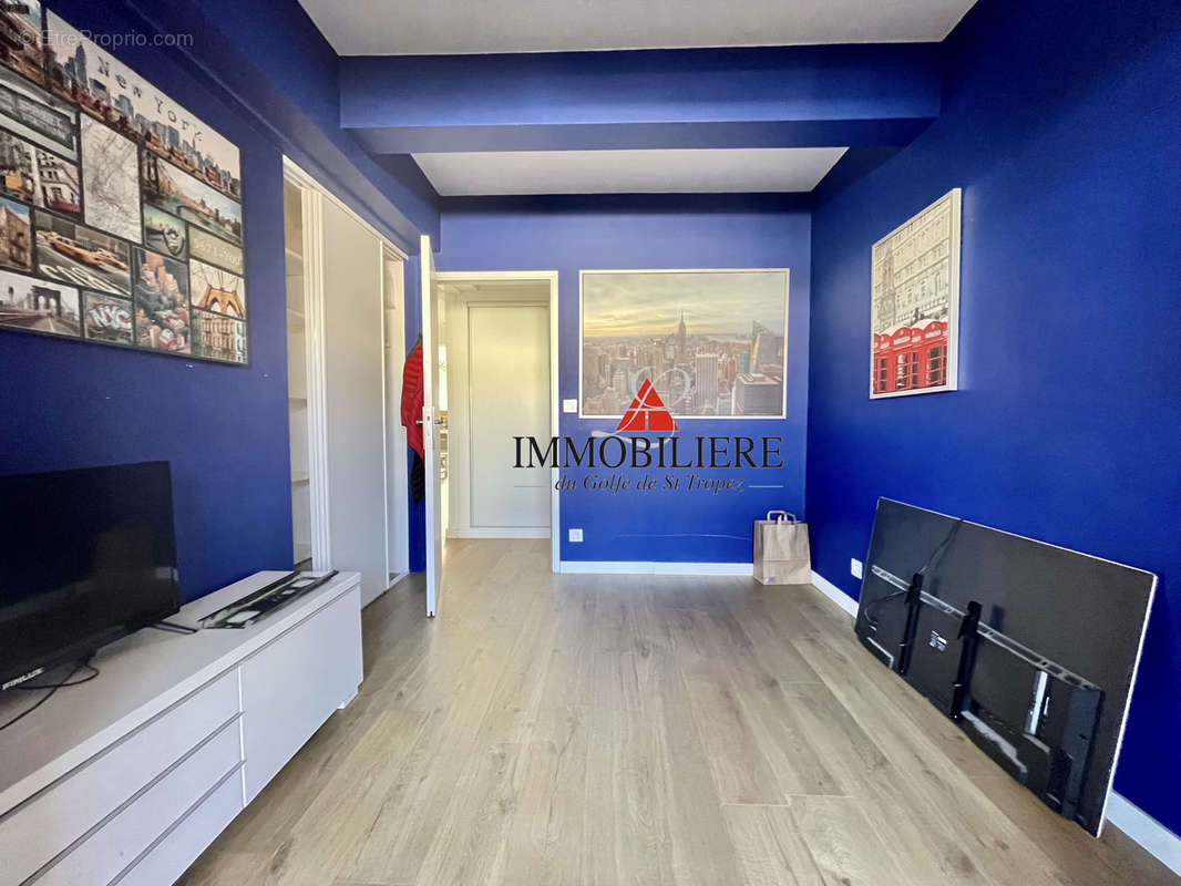 Appartement à COGOLIN