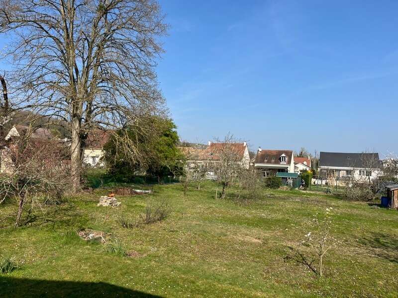Maison à ROSNY-SUR-SEINE