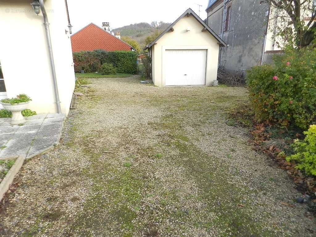 Maison à CREVECOEUR-EN-AUGE