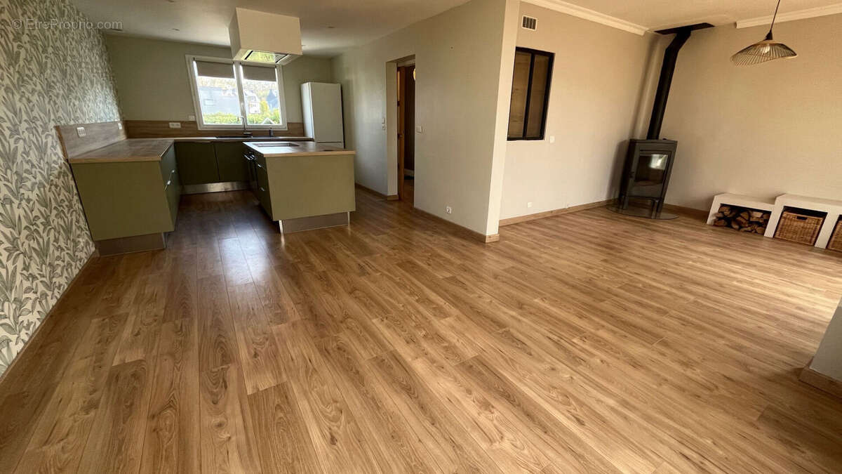 Maison à ERGUE-GABERIC