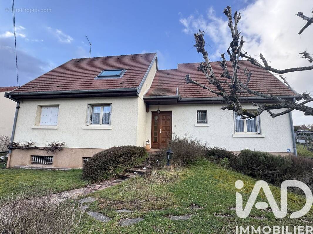 Photo 1 - Maison à MONTLUCON