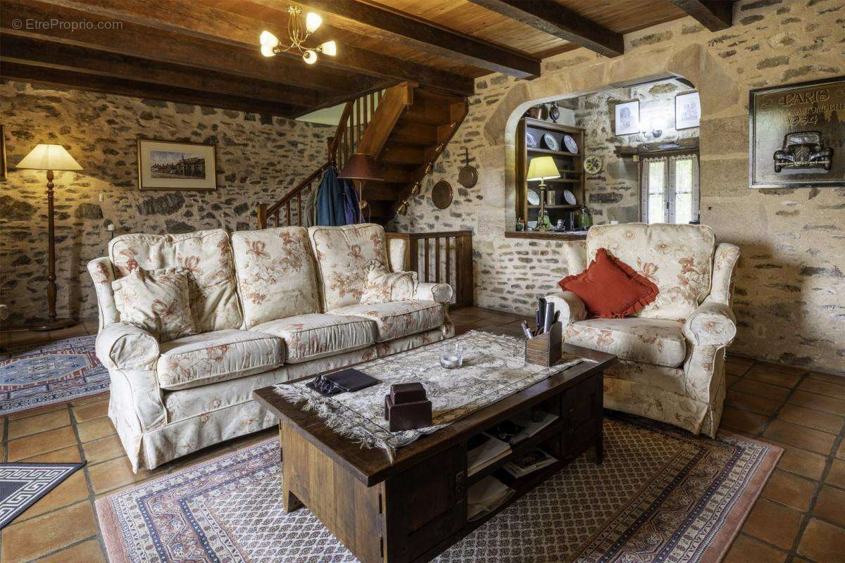 Maison à PRENDEIGNES