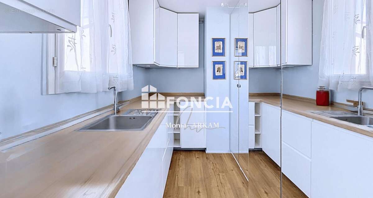 Appartement à PARIS-20E