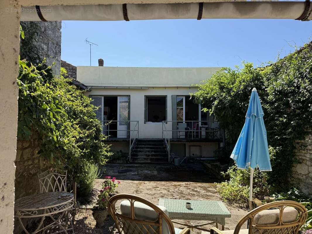 Maison de village avec 3 chambres - photo 14