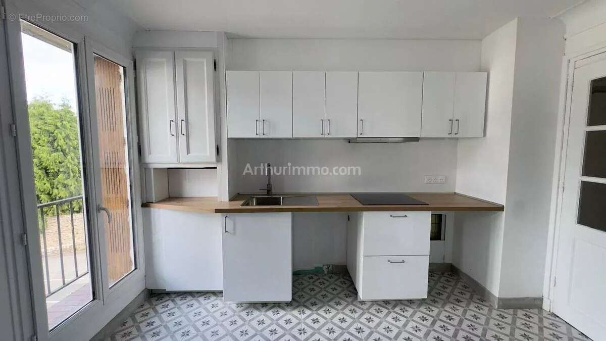 Appartement à SAINT-FARGEAU-PONTHIERRY