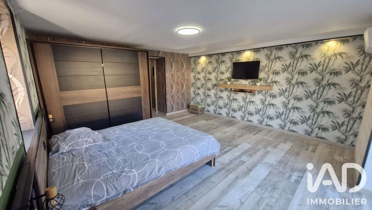 Maison 110 m² à Gomelange  - photo 4