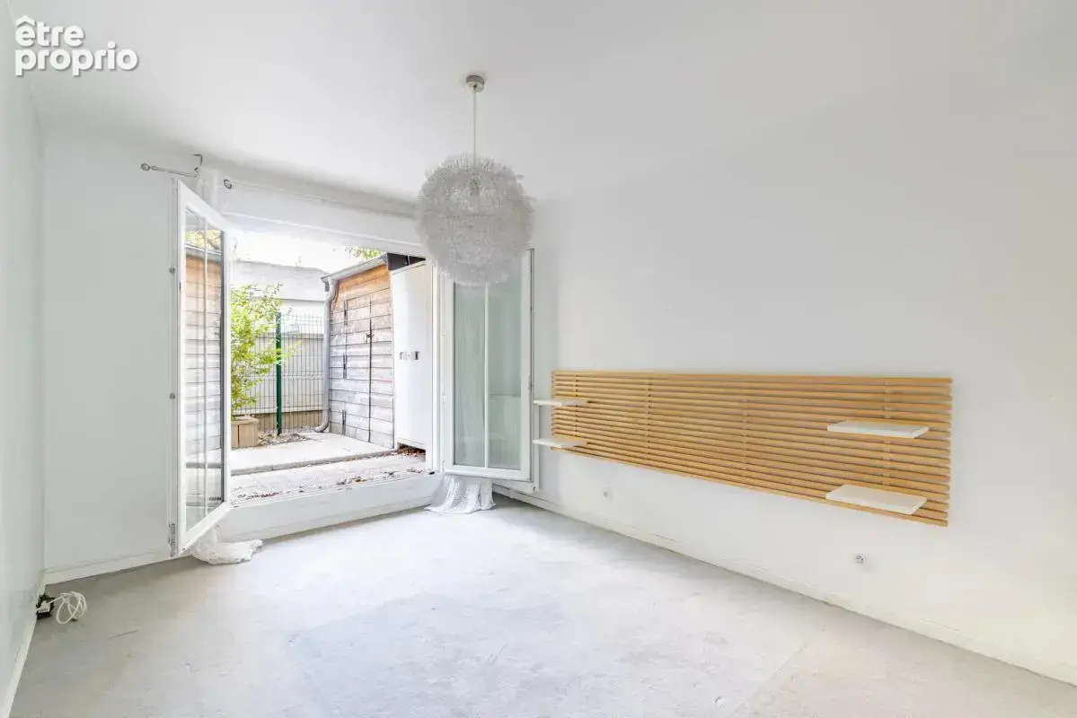 Appartement de 4 pièces de 70 m² à Stains - photo 11