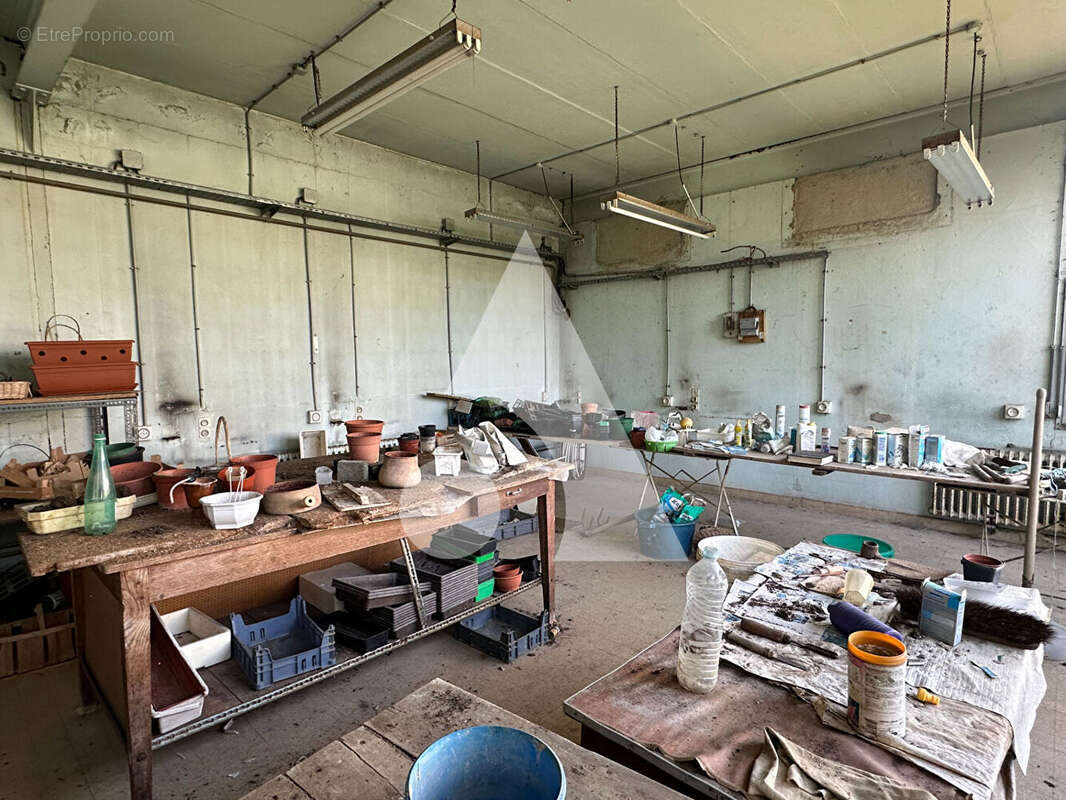 Maison meulière de 98m² avec dépendance de 160 m²  sur 1 126 m² de terrain - photo 13